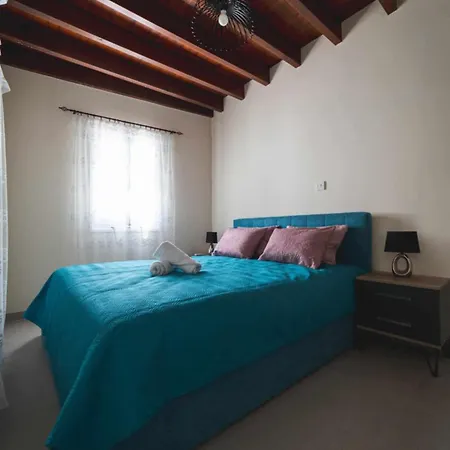 Elite Luxury Apartament Omodos